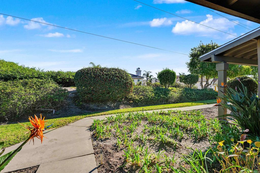 1020 Turnstone Way Oceanside, CA 92057 - Photo 20 of 33