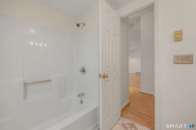 $174,900 | 82 Sunset Street, Unit 73, Waterford, CT 06385