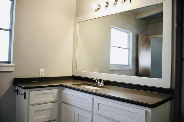 $275,000 | 1302 Cleveland Avenue, Stephenville, TX 76401