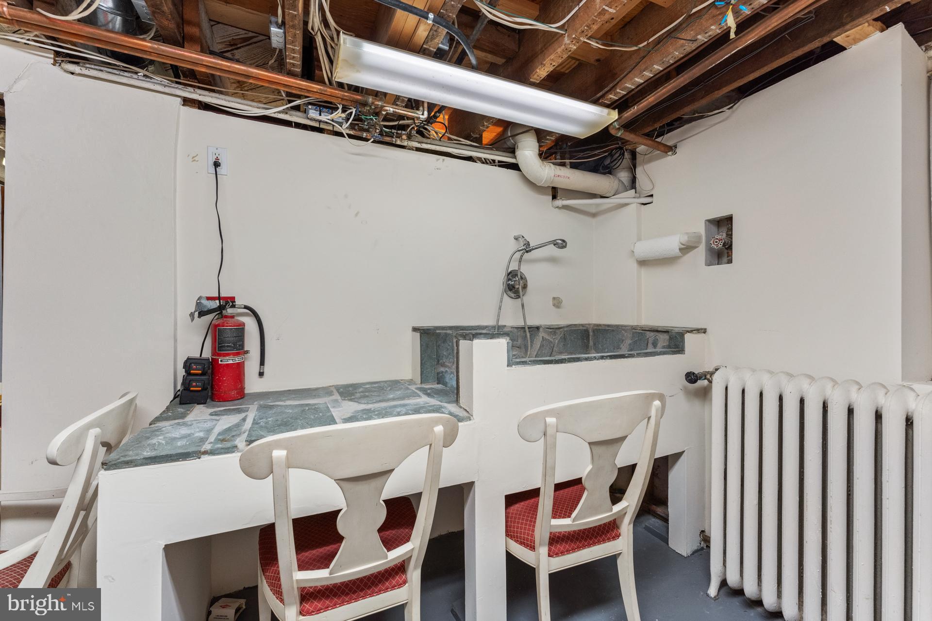 8010 Winston Road Philadelphia, PA 19118 - Photo 19 of 59 Gallery Image 19
