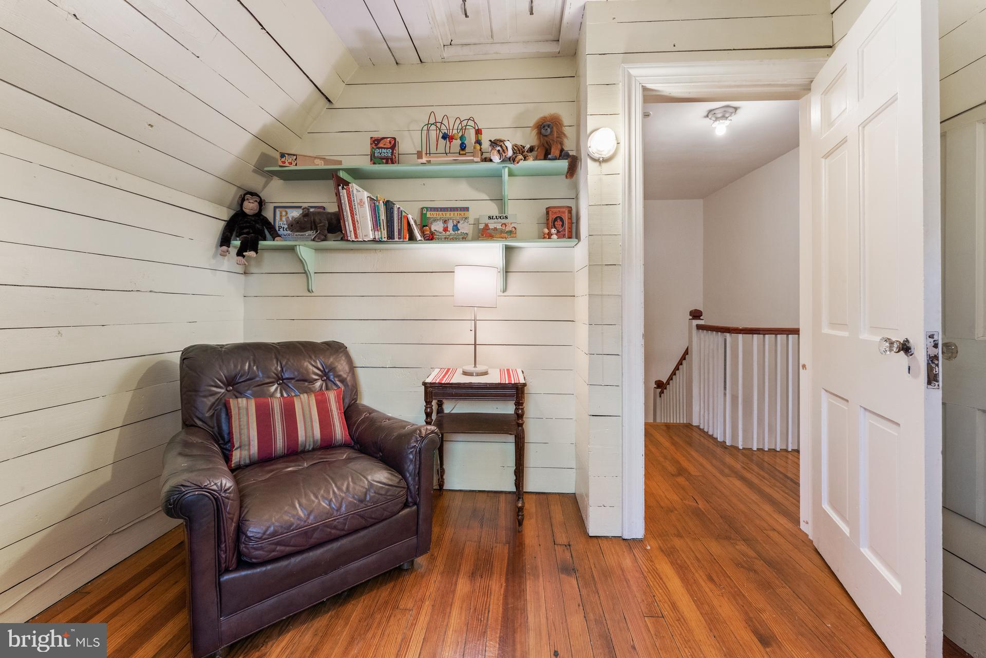 8010 Winston Road Philadelphia, PA 19118 - Photo 35 of 59 Gallery Image 35