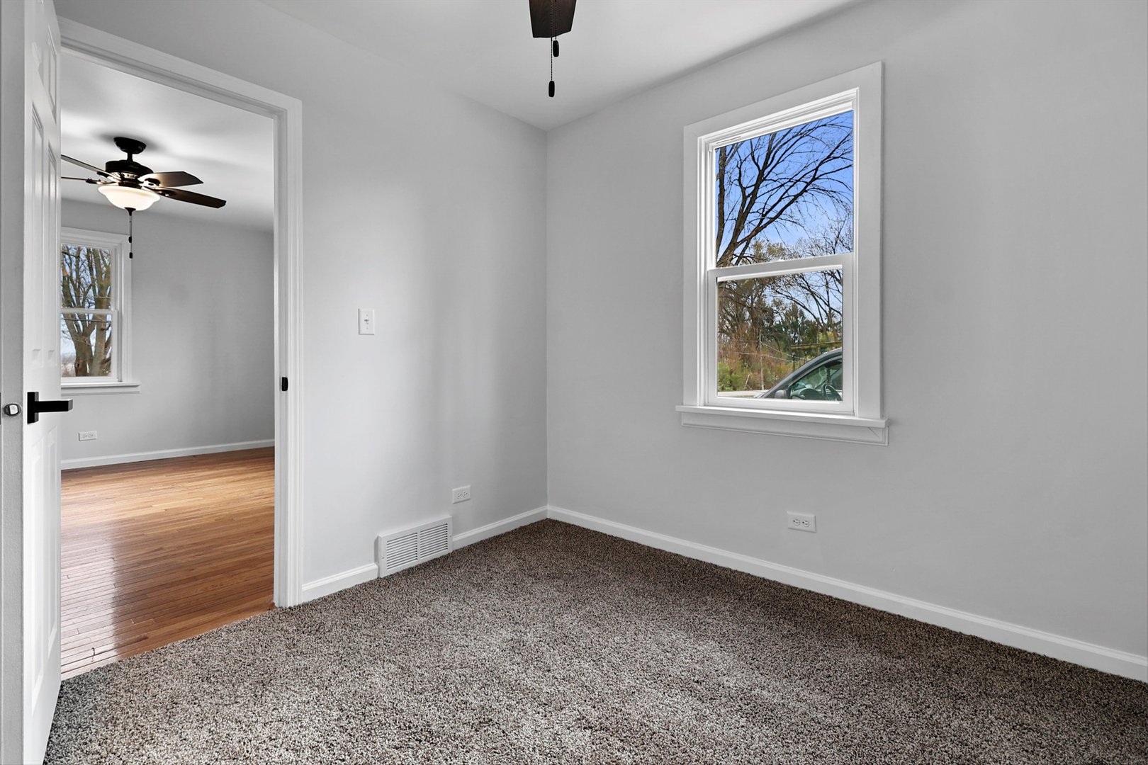 2423 Beachside Road McHenry, IL 60050 - Photo 16 of 25