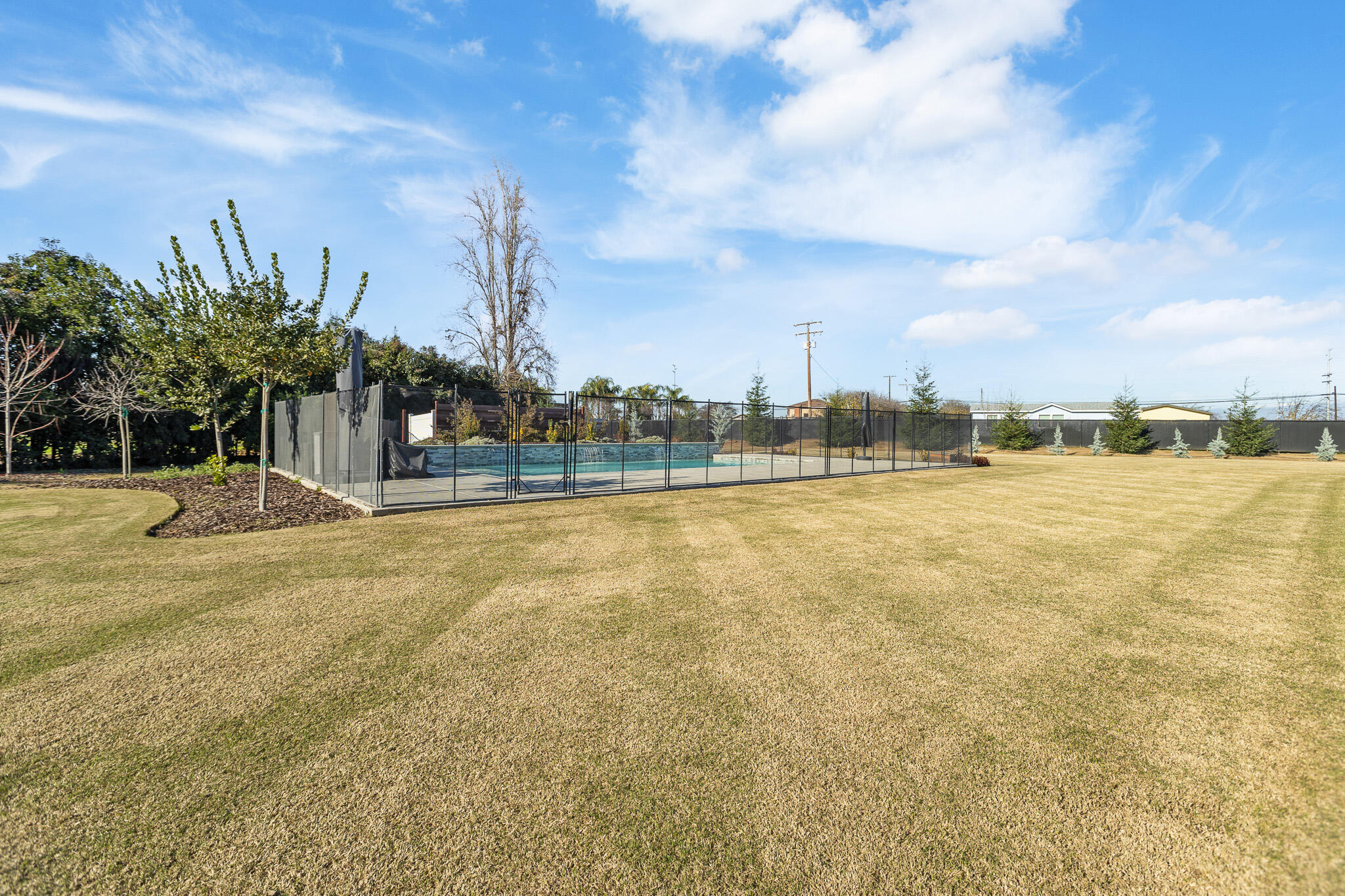 131 North Anderson Road, Unit B Exeter, CA 93221 - Photo 74 of 86 75 Backyard