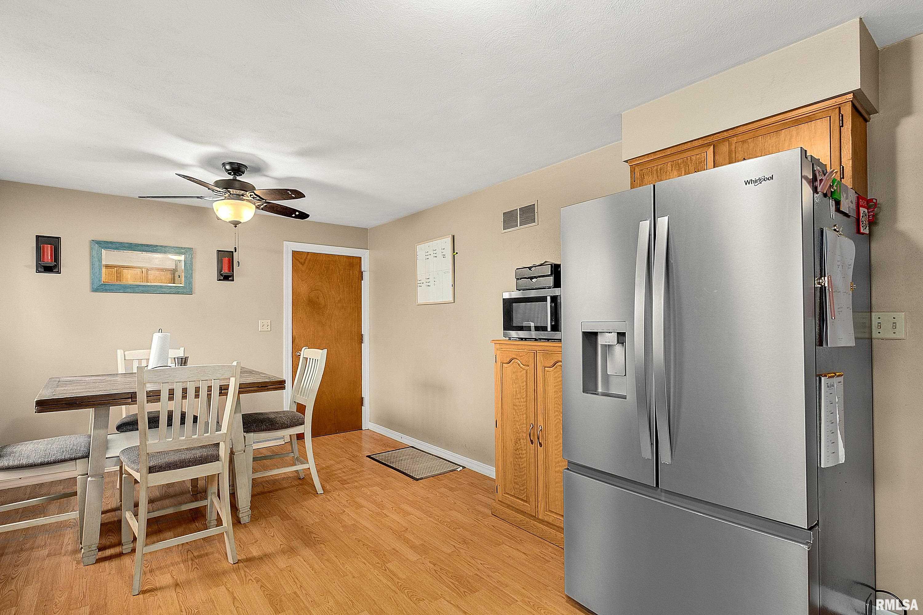 16212 North Admiral Road Chillicothe, IL 61523 - Photo 11 of 38