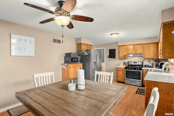 $179,900 | 16212 North Admiral Road, Chillicothe, IL 61523