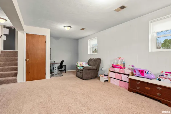 $179,900 | 16212 North Admiral Road, Chillicothe, IL 61523