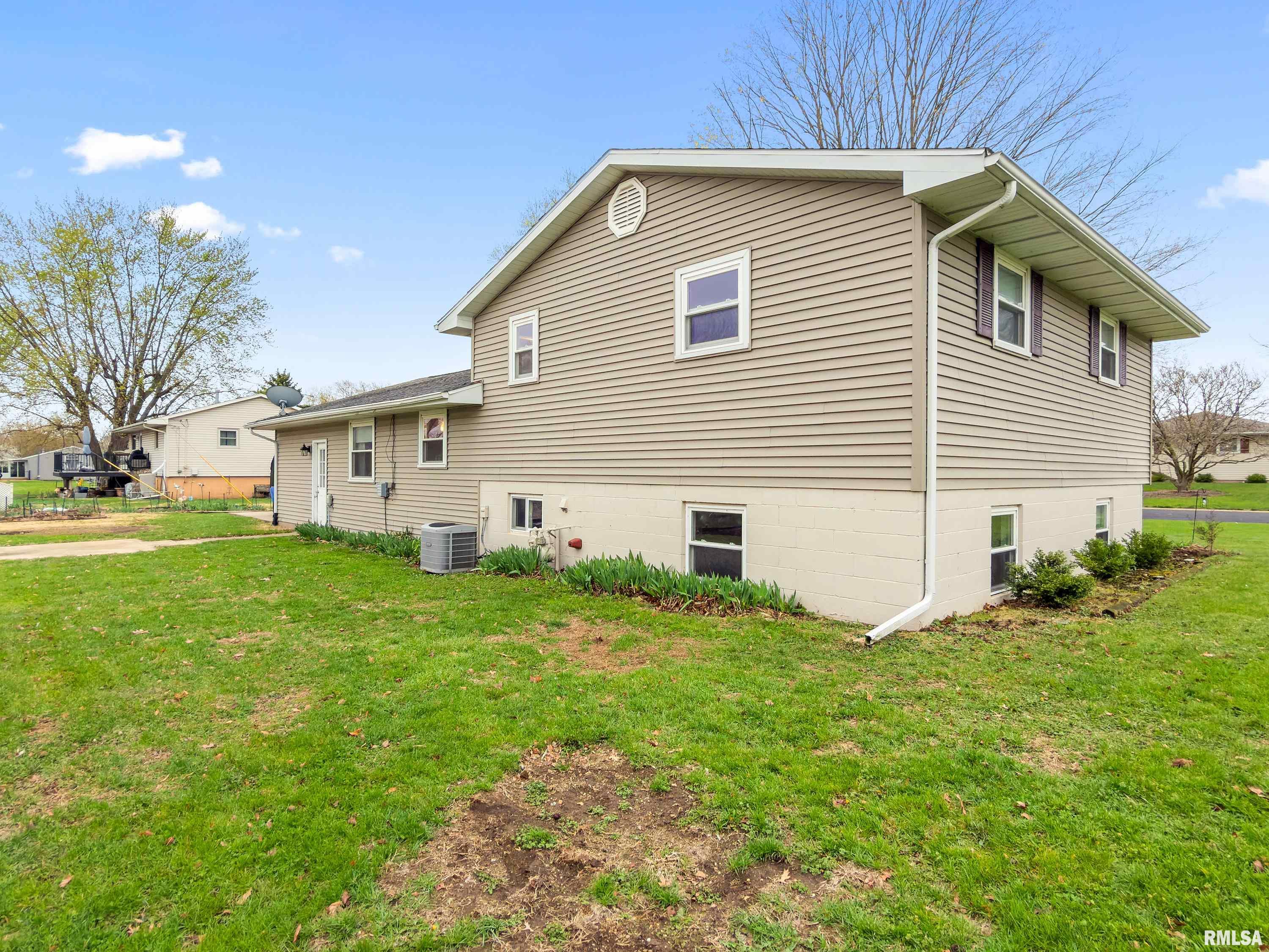 16212 North Admiral Road Chillicothe, IL 61523 - Photo 34 of 38