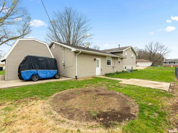 $179,900 | 16212 North Admiral Road, Chillicothe, IL 61523