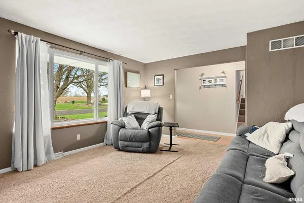 $179,900 | 16212 North Admiral Road, Chillicothe, IL 61523