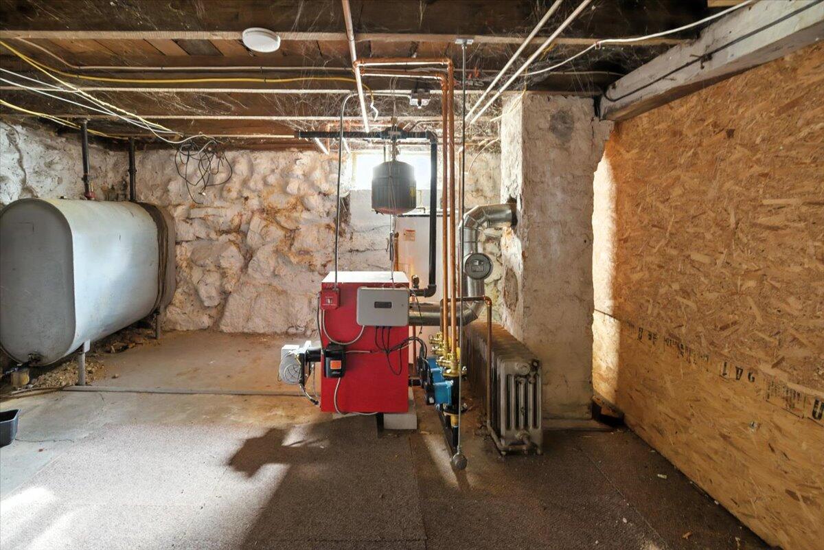 3 George Street Sanford, ME 04083 - Photo 33 of 34 34-3 George Ave_Sanford_ME-11