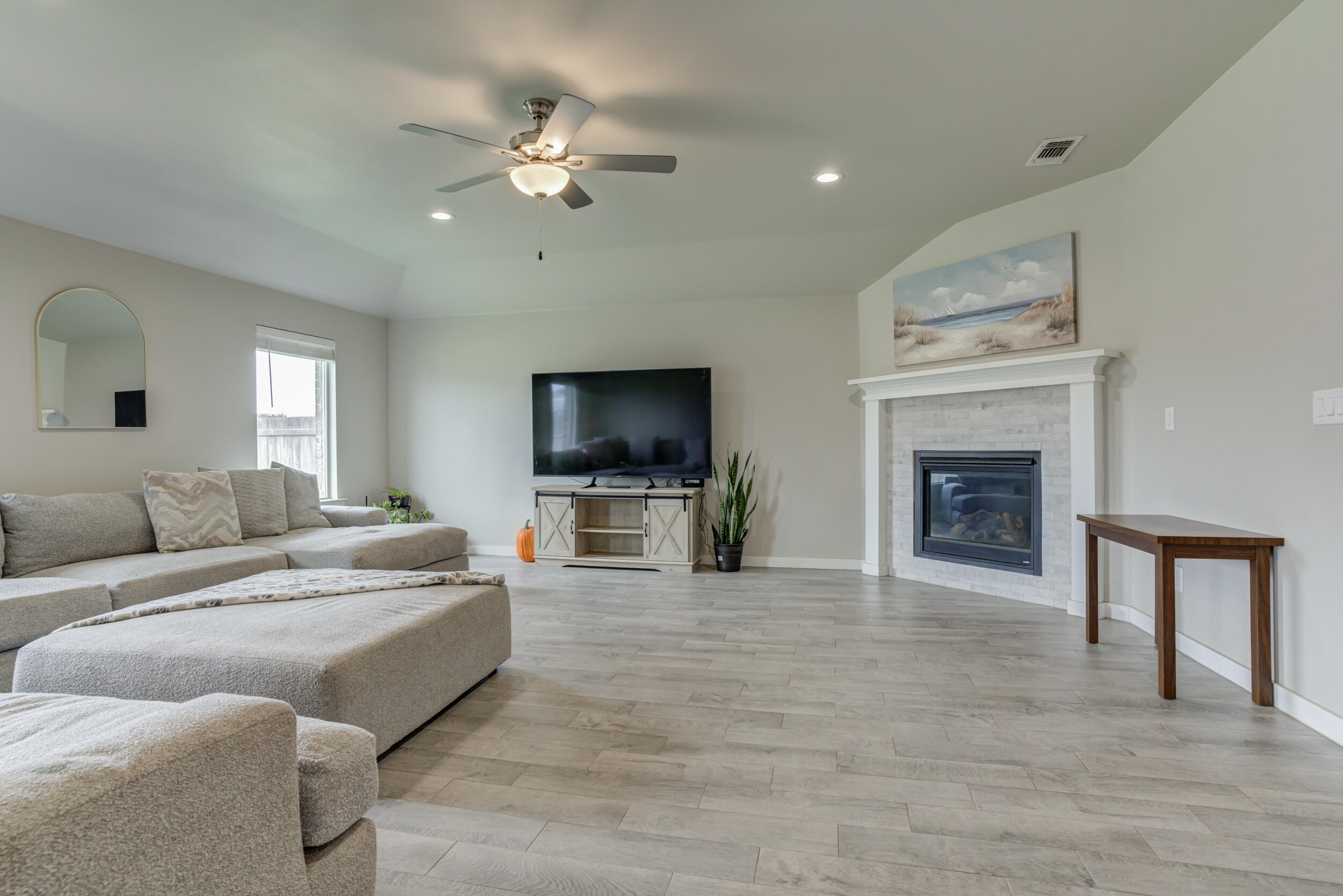 404 Ranger Street Wolfforth, TX 79382 - Photo 7 of 41 DSC02419_20_21_22_23