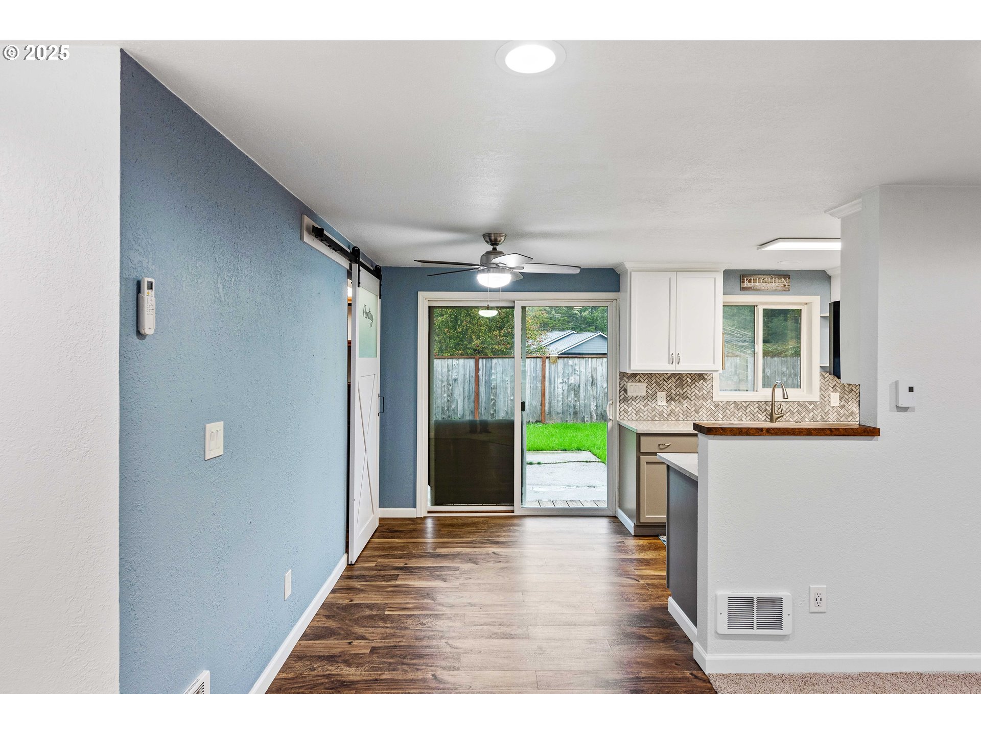 540 Queens Avenue Lakeside, OR 97449 - Photo 6 of 30