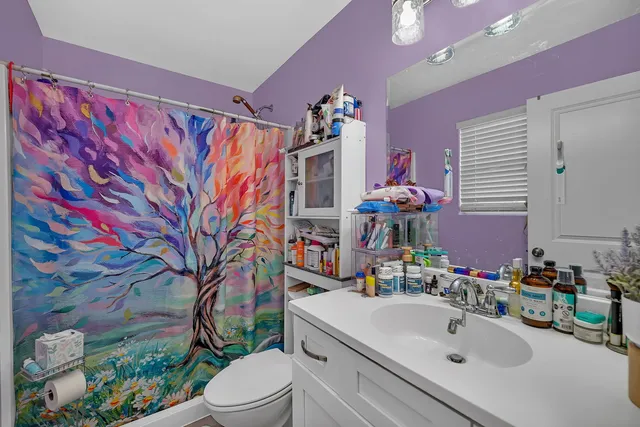 $359,000 | 250 East Short Drive, Coal City, IL 60416