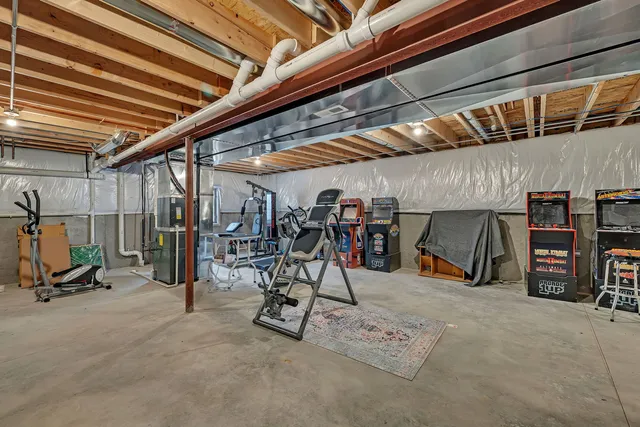 $359,000 | 250 East Short Drive, Coal City, IL 60416