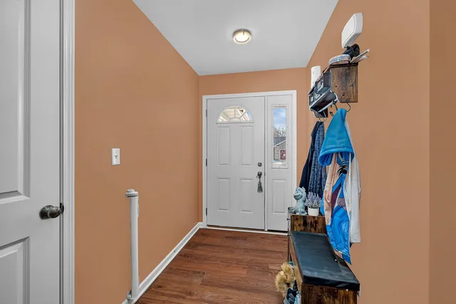 $359,000 | 250 East Short Drive, Coal City, IL 60416