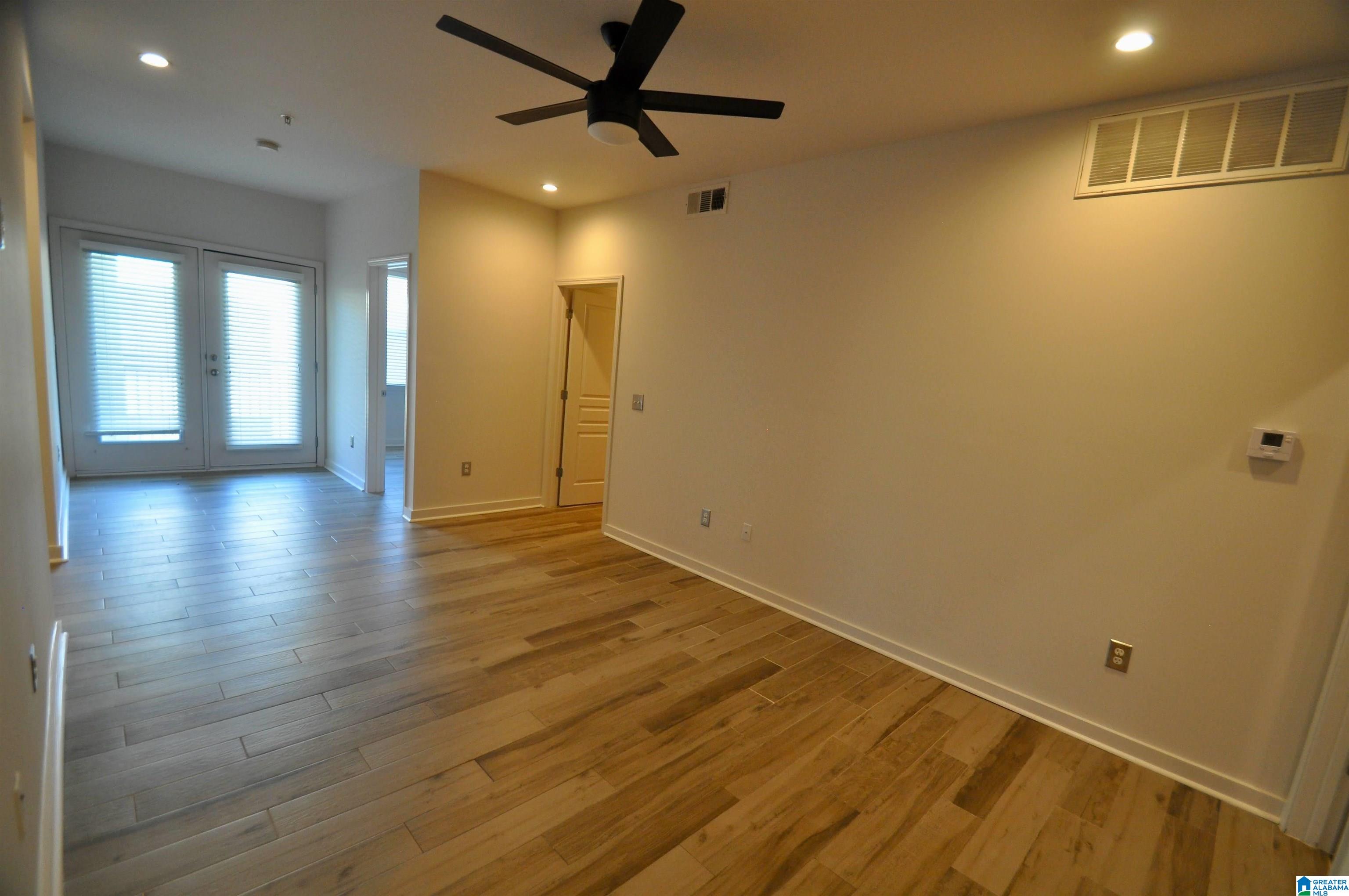 401 20th Street South, Unit 420 Birmingham, AL 35233 - Photo 25 of 47
