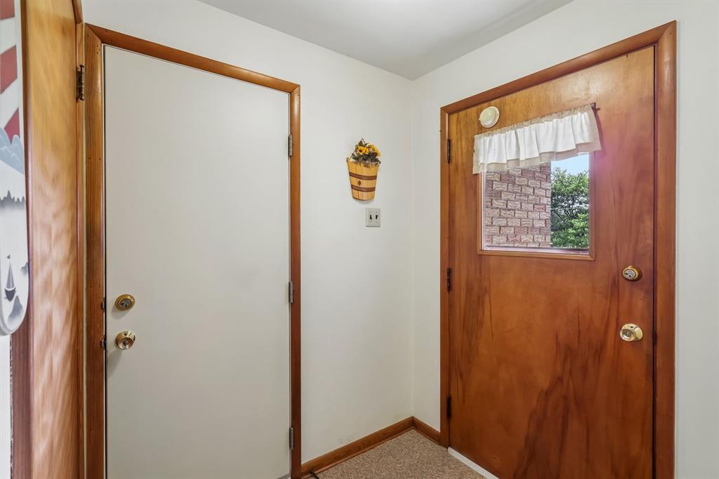 370 Mercer Road Harmony, PA 16037 - Photo 23 of 35
