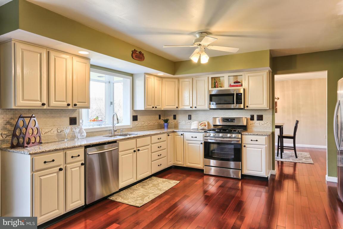 61 Rye Lane Palmyra, PA 17078 - Photo 2 of 39 Gallery Image 2