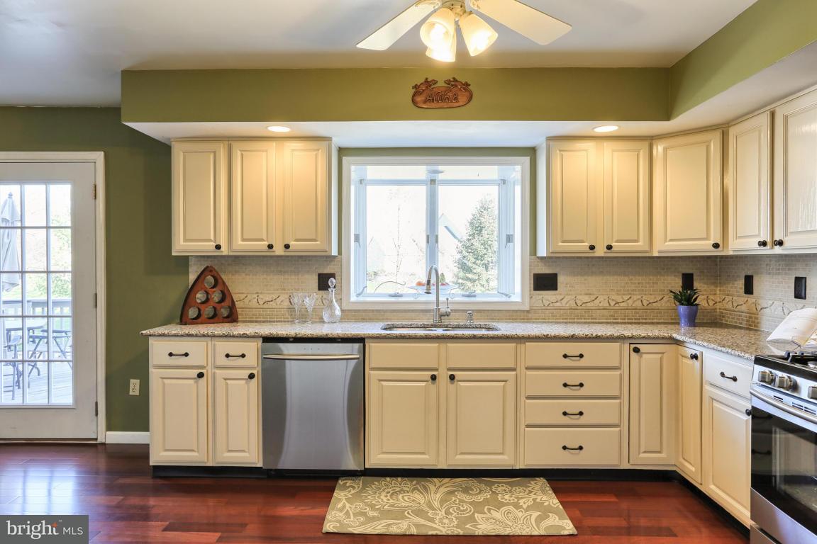 61 Rye Lane Palmyra, PA 17078 - Photo 4 of 39 Gallery Image 4