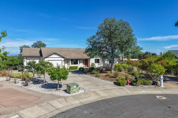 $539,000 | 2804 Panorama Drive, Redding, CA 96003