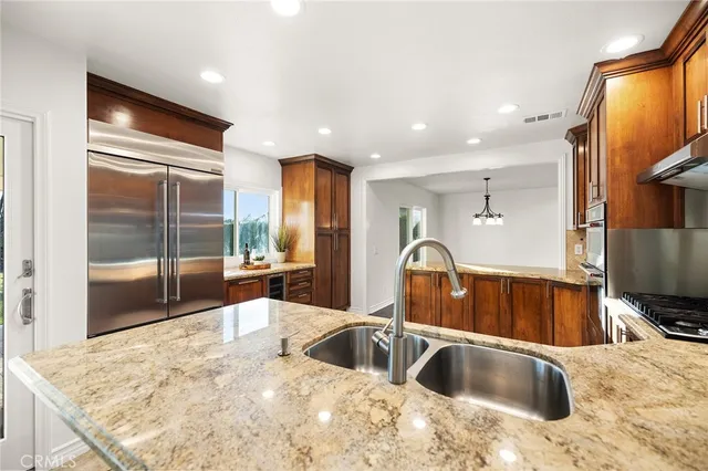 $799,990 | 31049 Corte Arroyo Vista, Temecula, CA 92592