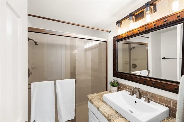 $799,990 | 31049 Corte Arroyo Vista, Temecula, CA 92592