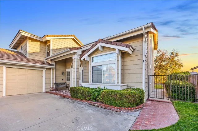 $799,990 | 31049 Corte Arroyo Vista, Temecula, CA 92592