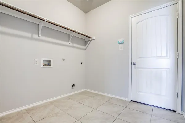 $2,700 | 517 Rocky Pine Road, McKinney, TX 75072