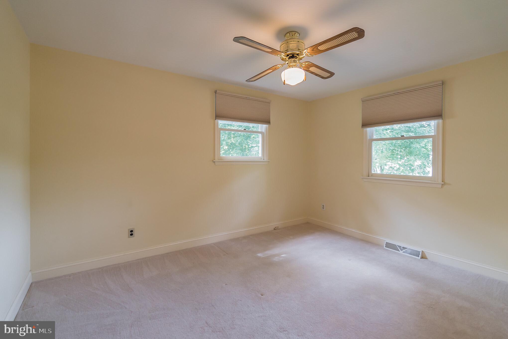 3177 Maple Road Huntingdon Valley, PA 19006 - Photo 15 of 27 Bedroom #1