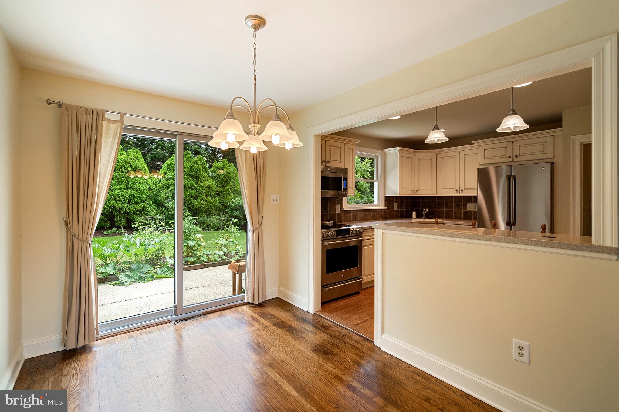 3177 Maple Road Huntingdon Valley, PA 19006 - Photo 7 of 27 Dining room adjacent to kitchen