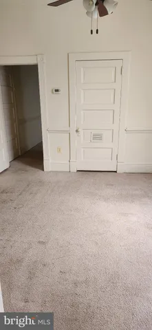 $1,250 | 9409 West Street, Unit 203, Manassas, VA 20110