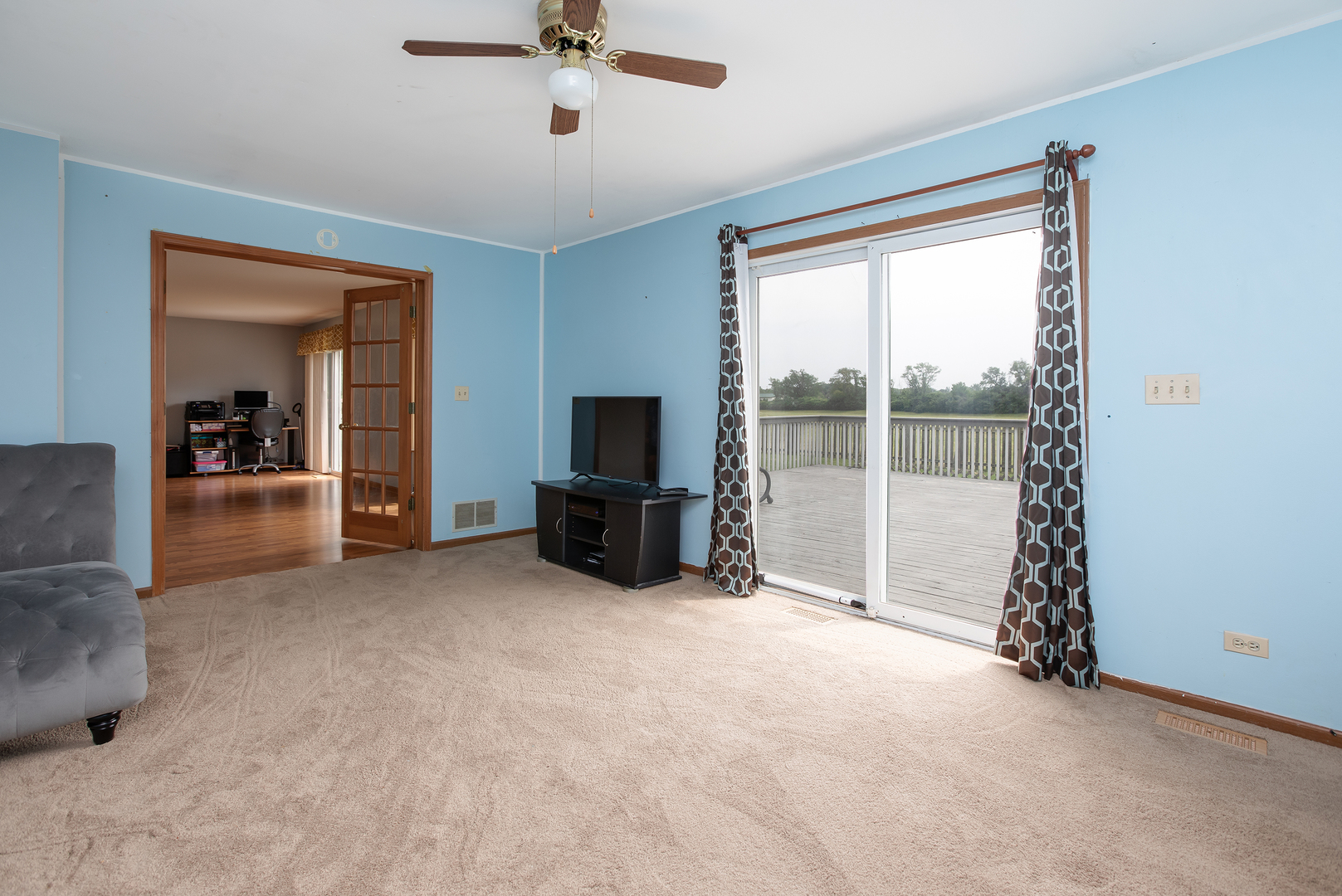 716 Thunderbird Trail Carol Stream, IL 60188 - Photo 6 of 14