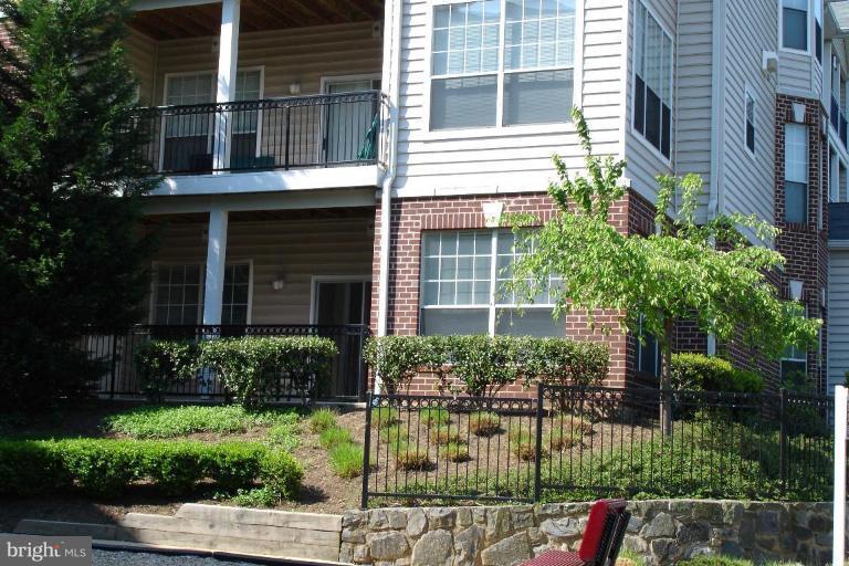 1550 Spring Gate Dr., Unit 8113 McLean, VA 22102 - Photo 23 of 29 Exterior (Rear)