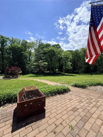 $580,000 | 5353 Smith Drive, Edwardsville, IL 62025