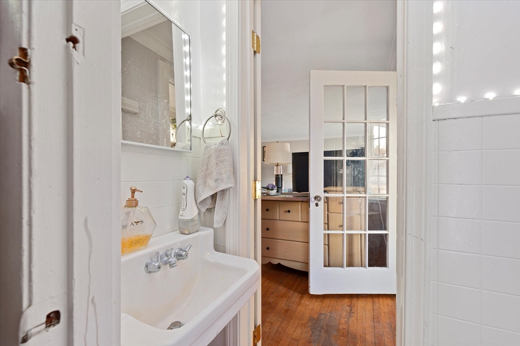 19 Highland Terrace Worcester, MA 01602 - Photo 15 of 42