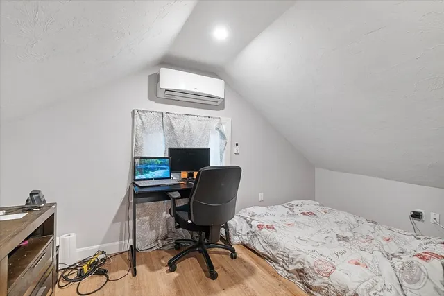 $649,900 | 19 Highland Terrace, Worcester, MA 01602