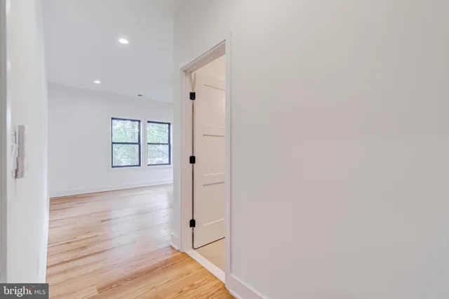 $2,599,888 | 913 Symphony Circle Southwest, Vienna, VA 22180