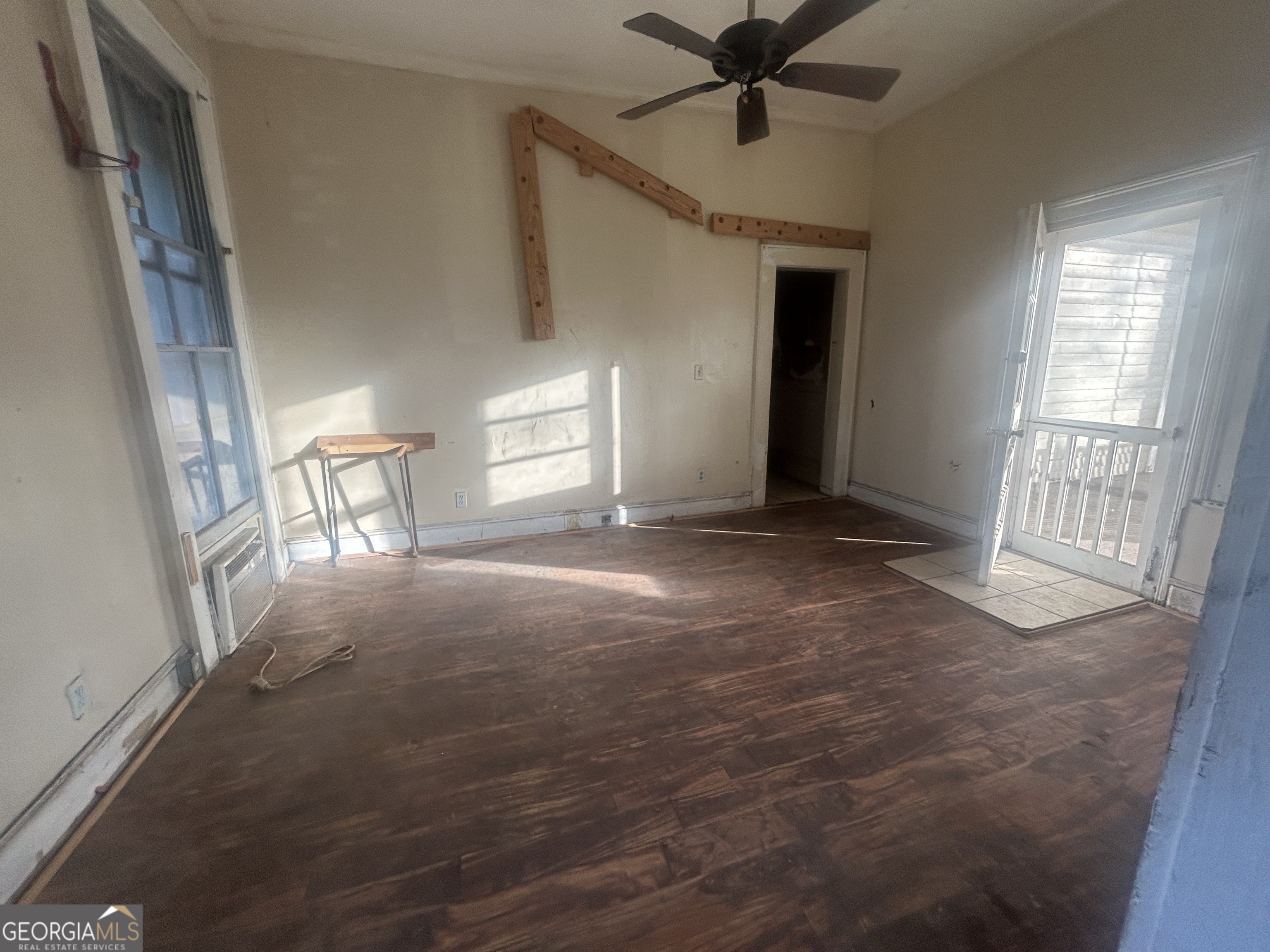 508 Albemarle Street, Unit AD Brunswick, GA 31520 - Photo 16 of 45 a view of an empty room with a window