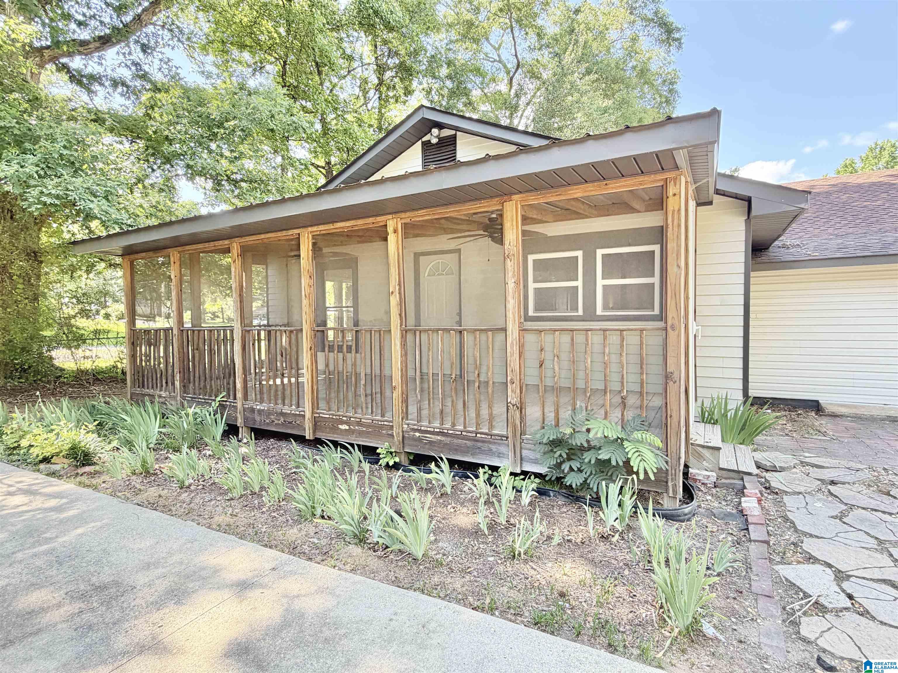 121 West Crest Road Bessemer, AL 35023 - Photo 52 of 68 Gallery Image 52