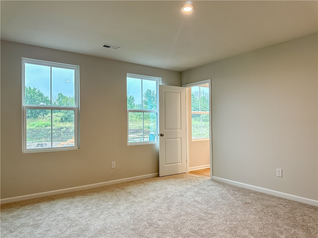 16 Trailhead Road Henrietta, NY 14467 - Photo 12 of 22