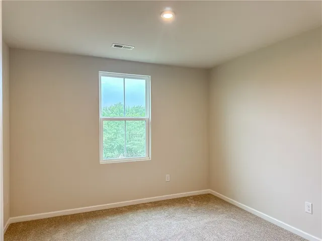 $2,800 | 16 Trailhead Road, Henrietta, NY 14467