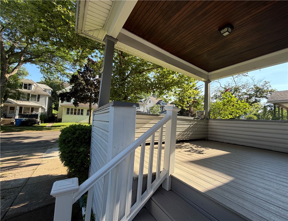 220 Electric Avenue Rochester, NY 14613 - Photo 4 of 23