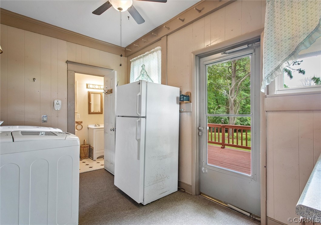 19384 Beaver Dam Road Beaverdam, VA 23015 - Photo 14 of 35 Laundry/utility room view to first level full bath and door to deck