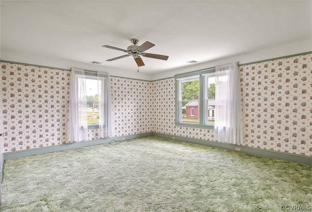 19384 Beaver Dam Road Beaverdam, VA 23015 - Photo 17 of 35 Primary bedroom