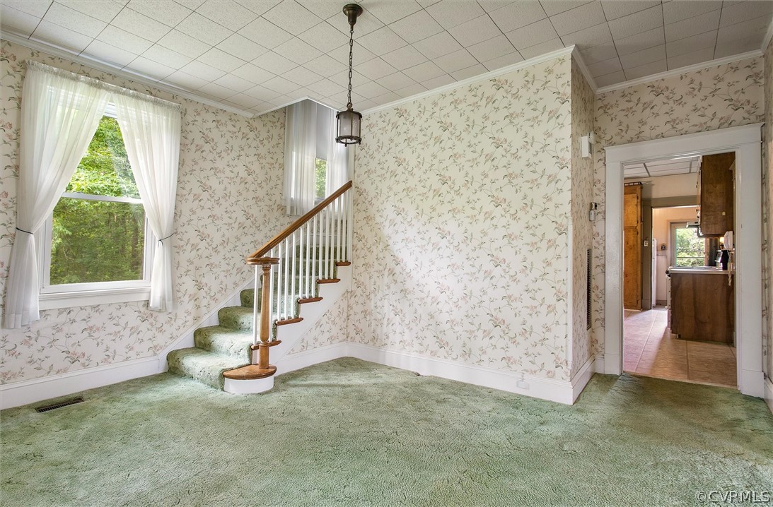 19384 Beaver Dam Road Beaverdam, VA 23015 - Photo 6 of 35 Foyer/entry area view to stairs to second level and kitchen