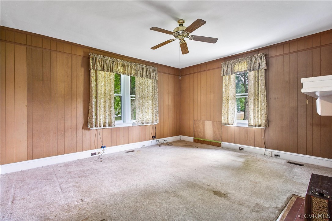 19384 Beaver Dam Road Beaverdam, VA 23015 - Photo 9 of 35 Dining room