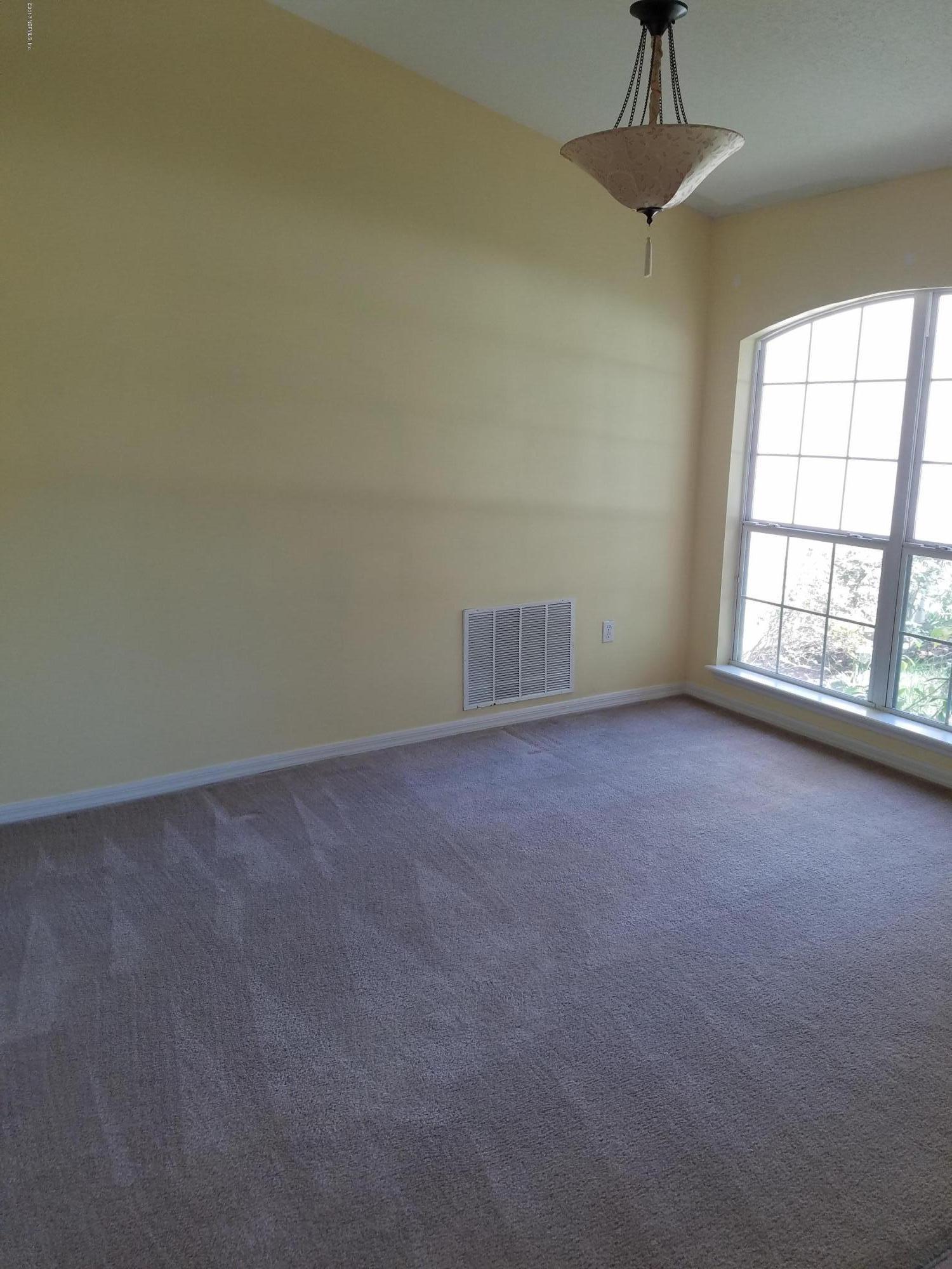 10140 Rising Mist Lane Jacksonville, FL 32221 - Photo 36 of 44 Living Room