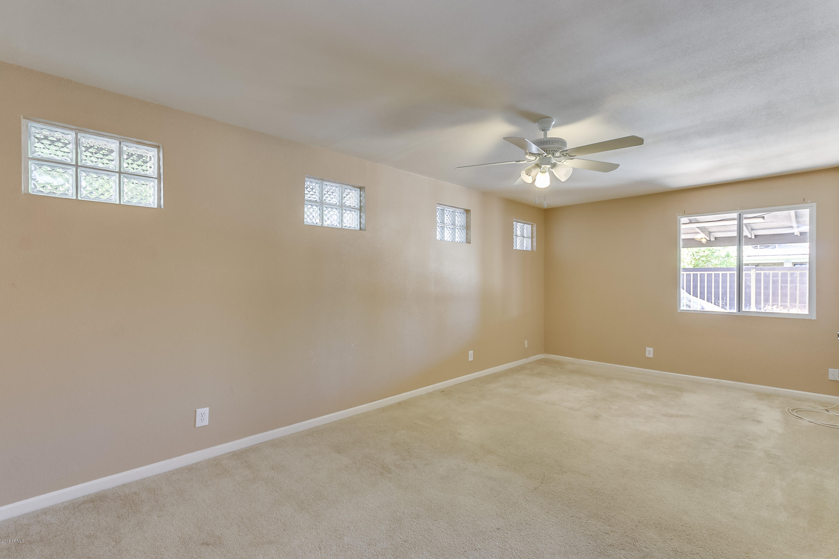 1915 West Utopia Road Phoenix, AZ 85027 - Photo 14 of 28 Utopia-30