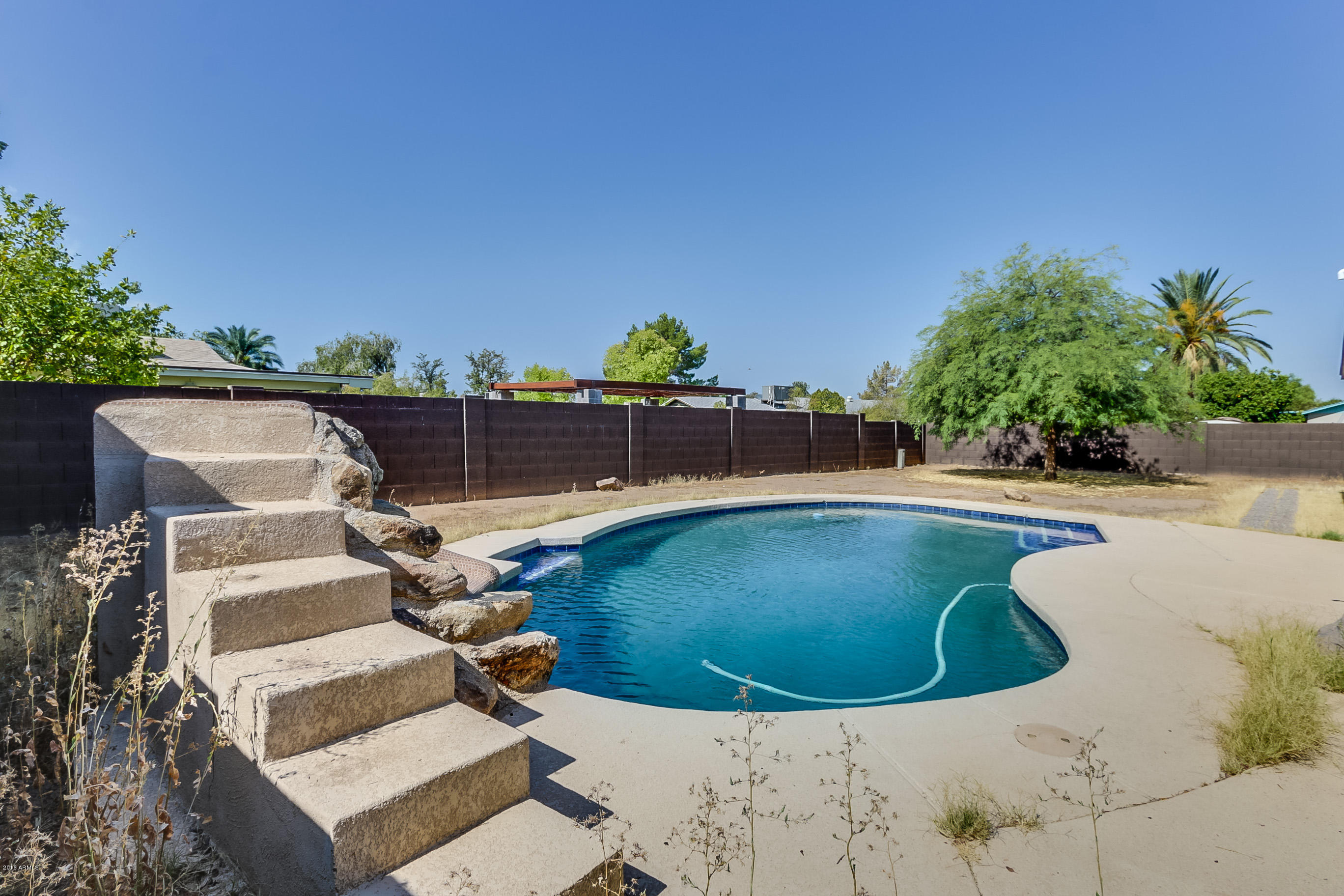 1915 West Utopia Road Phoenix, AZ 85027 - Photo 27 of 28 Utopia-41