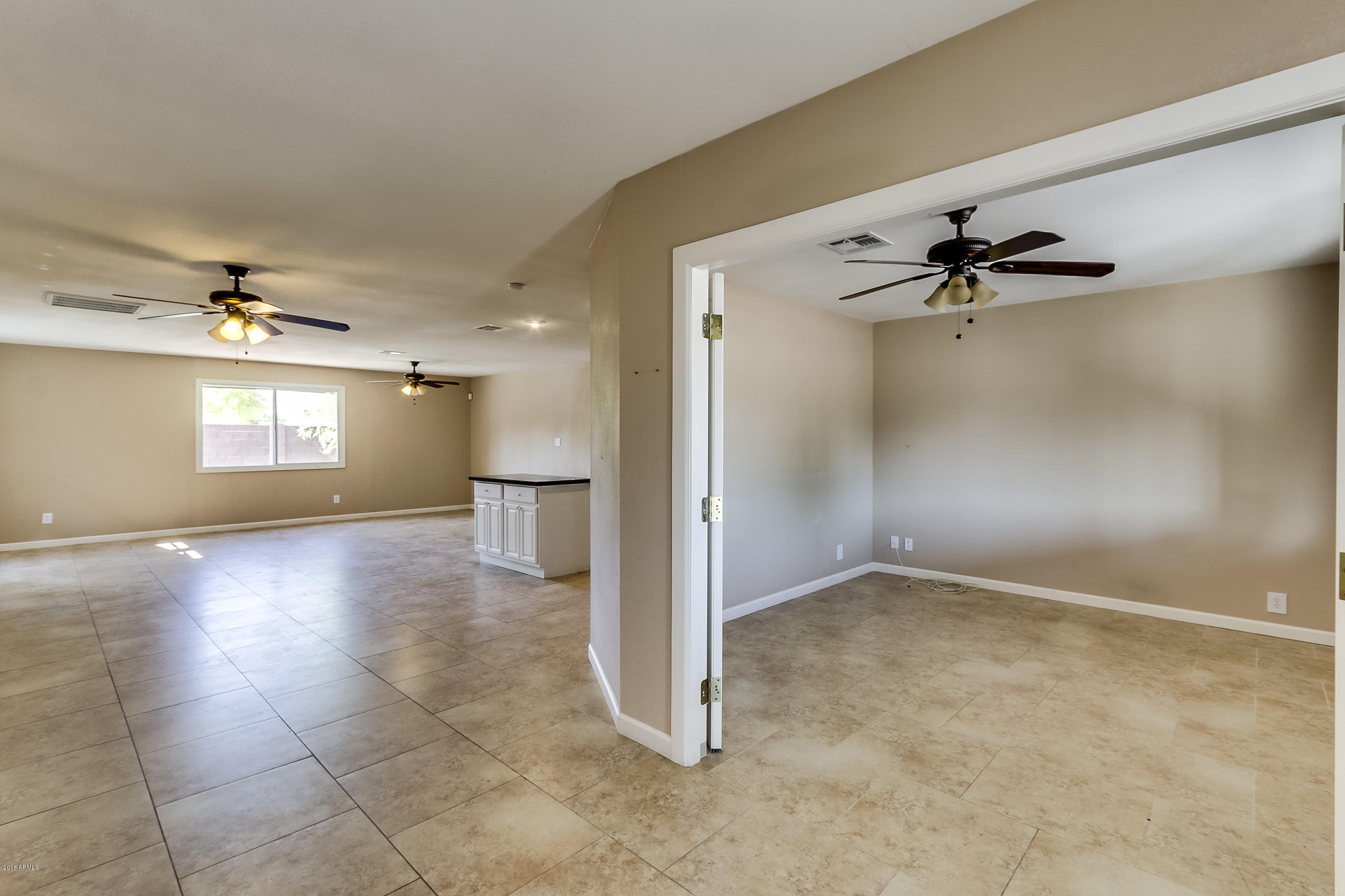 1915 West Utopia Road Phoenix, AZ 85027 - Photo 8 of 28 Utopia-05